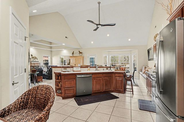 355 Foxtail Dr., Longs, SC 29568