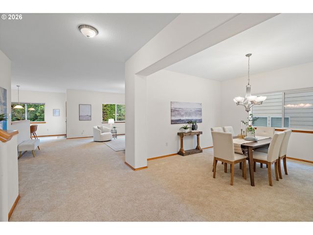 15460 Sw 145TH Ter, Portland, OR 97224