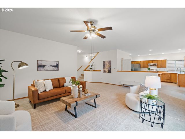 15460 Sw 145TH Ter, Portland, OR 97224