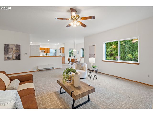 15460 Sw 145TH Ter, Portland, OR 97224