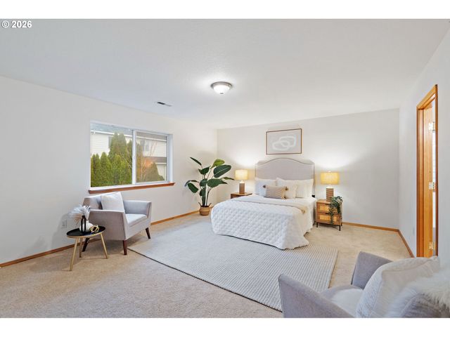 15460 Sw 145TH Ter, Portland, OR 97224