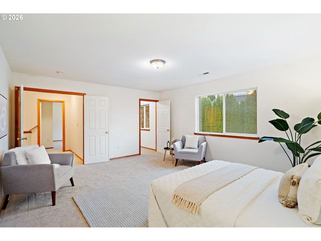 15460 Sw 145TH Ter, Portland, OR 97224