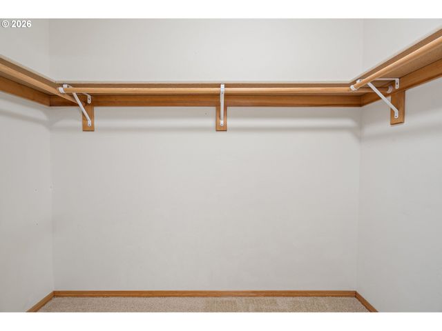 15460 Sw 145TH Ter, Portland, OR 97224