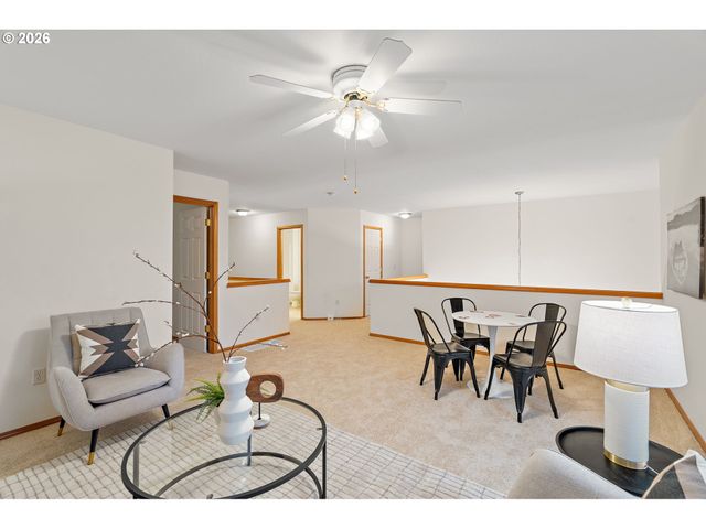 15460 Sw 145TH Ter, Portland, OR 97224