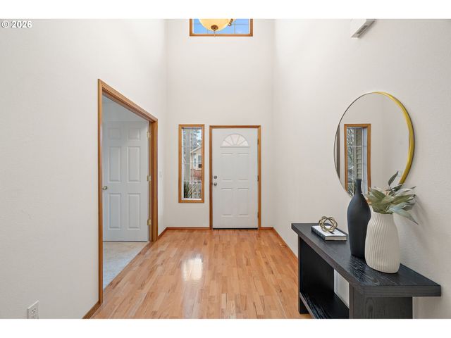 15460 Sw 145TH Ter, Portland, OR 97224