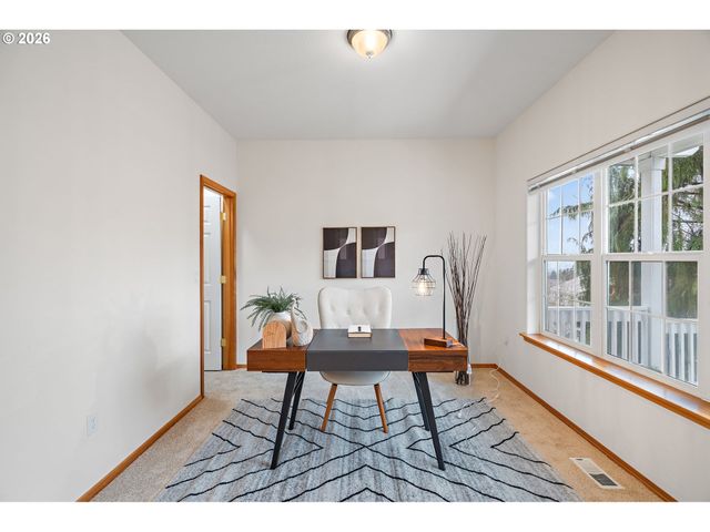 15460 Sw 145TH Ter, Portland, OR 97224