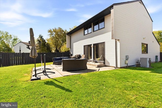 24 ROBERTSON RD, East Windsor, NJ 08520