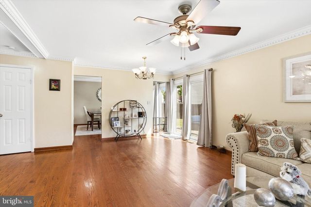24 ROBERTSON RD, East Windsor, NJ 08520