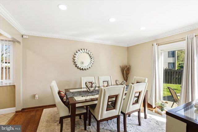 24 ROBERTSON RD, East Windsor, NJ 08520