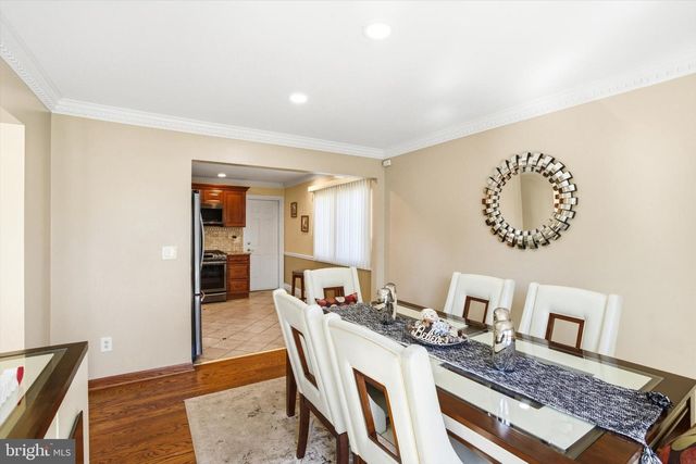 24 ROBERTSON RD, East Windsor, NJ 08520
