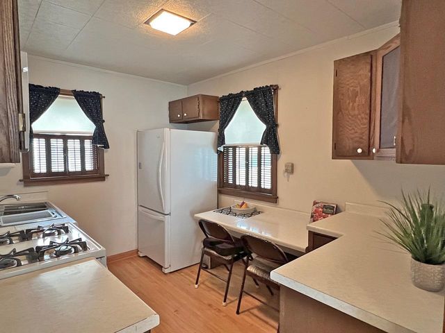 1020 Chatsworth Street N, Saint Paul, MN 55103
