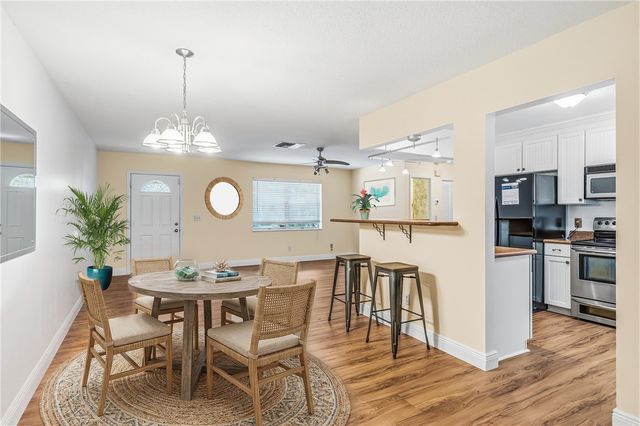 1202 SE Madison Avenue, Stuart, FL 34996