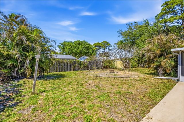 1202 SE Madison Avenue, Stuart, FL 34996