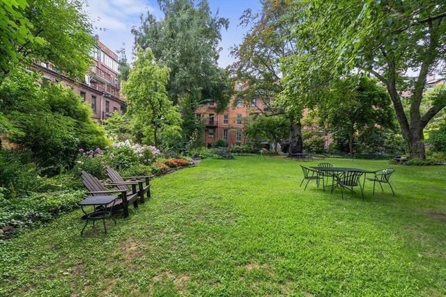 8 Dartmouth Street 5, Boston, MA 02116