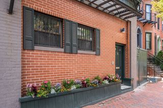 8 Dartmouth Street 5, Boston, MA 02116