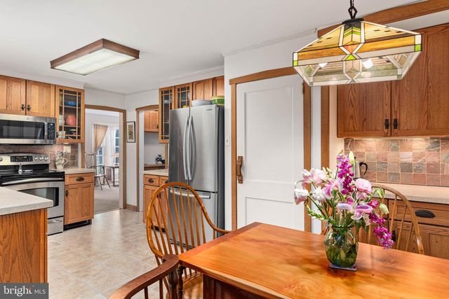 409 S 5TH ST, North Wales, PA 19454