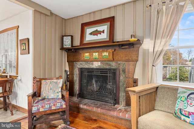 409 S 5TH ST, North Wales, PA 19454