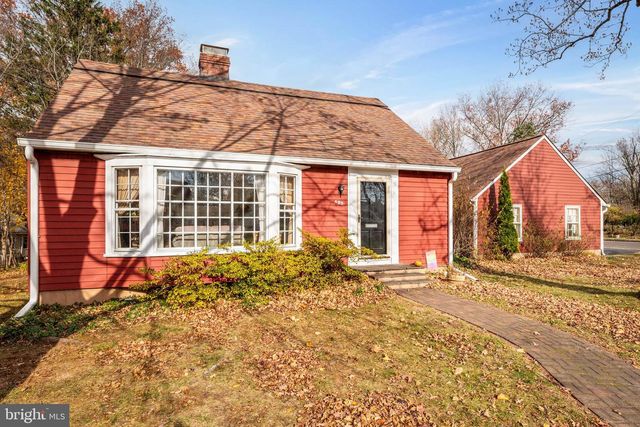 409 S 5TH ST, North Wales, PA 19454