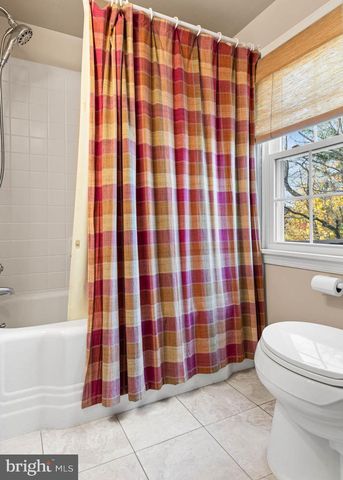 409 S 5TH ST, North Wales, PA 19454