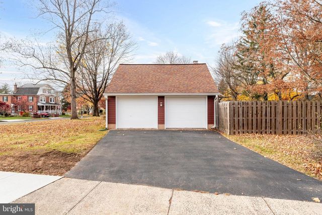 409 S 5TH ST, North Wales, PA 19454