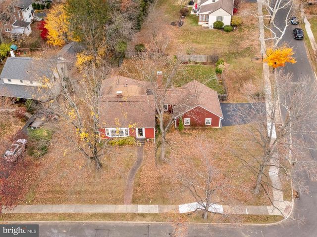 409 S 5TH ST, North Wales, PA 19454