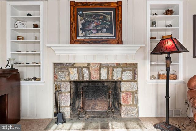 409 S 5TH ST, North Wales, PA 19454