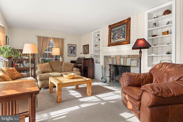 409 S 5TH ST, North Wales, PA 19454