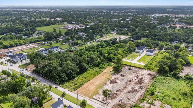 5728 Wheatley Street, Houston, TX 77091