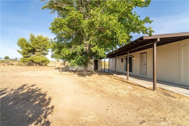 13560 Nassau Drive, Victorville, CA 92395