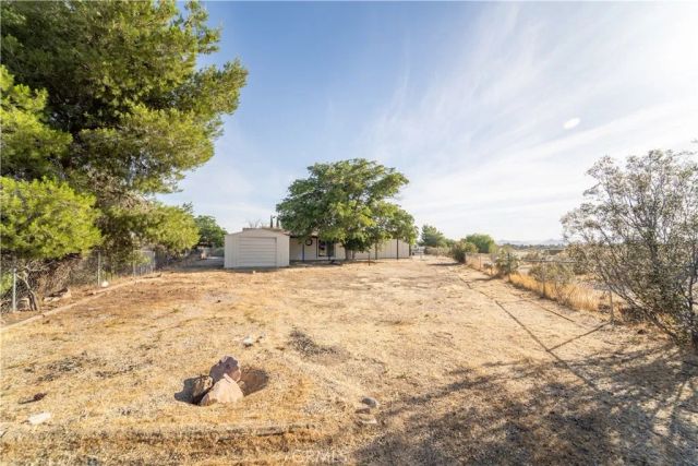 13560 Nassau Drive, Victorville, CA 92395