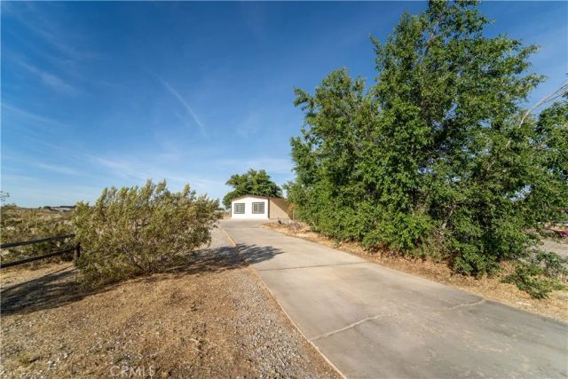 13560 Nassau Drive, Victorville, CA 92395