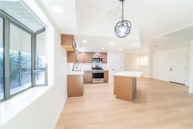 13560 Nassau Drive, Victorville, CA 92395