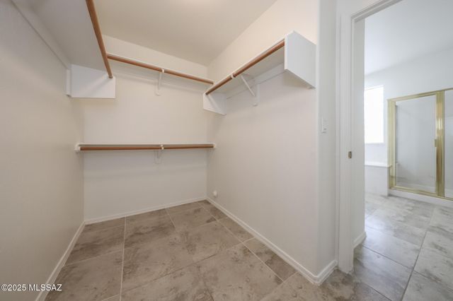 352 S Via De Los Rosales, Tucson, AZ 85711