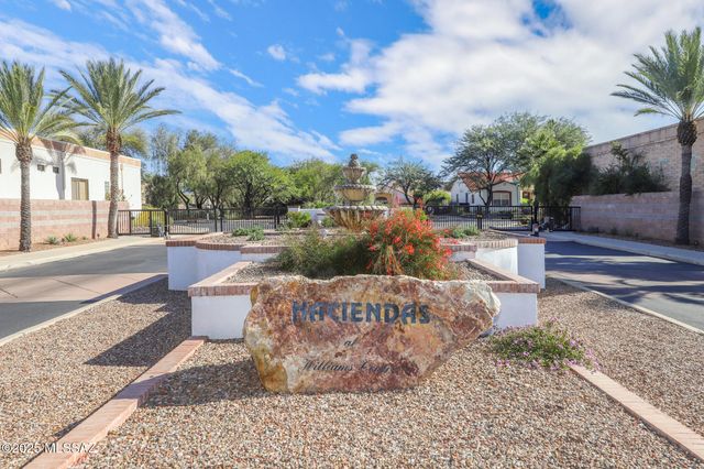 352 S Via De Los Rosales, Tucson, AZ 85711