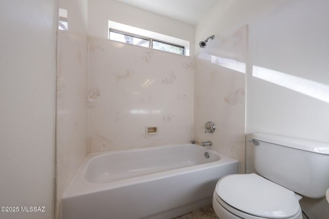 352 S Via De Los Rosales, Tucson, AZ 85711