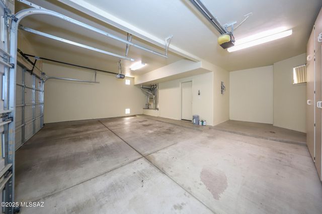 352 S Via De Los Rosales, Tucson, AZ 85711