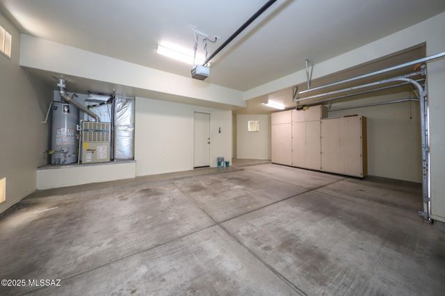 352 S Via De Los Rosales, Tucson, AZ 85711