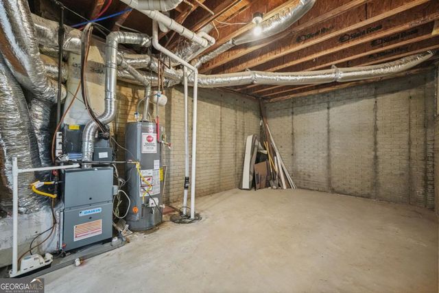 130 Brookridge Court, Fayetteville, GA 30215