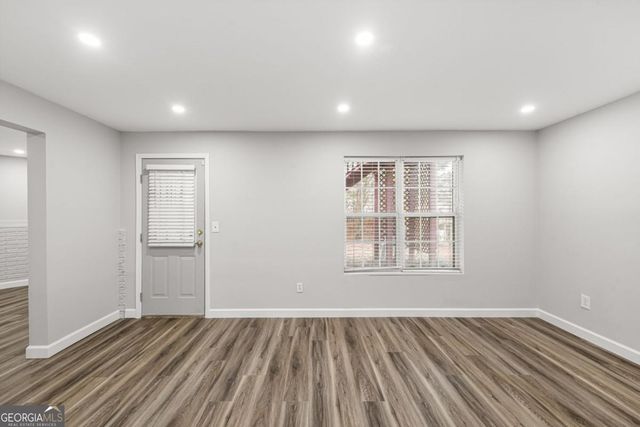 130 Brookridge Court, Fayetteville, GA 30215