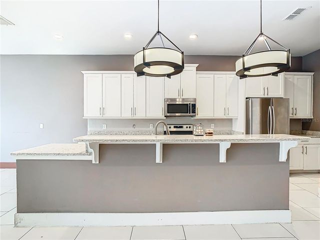 1021 W 25TH STREET, Sanford, FL 32771