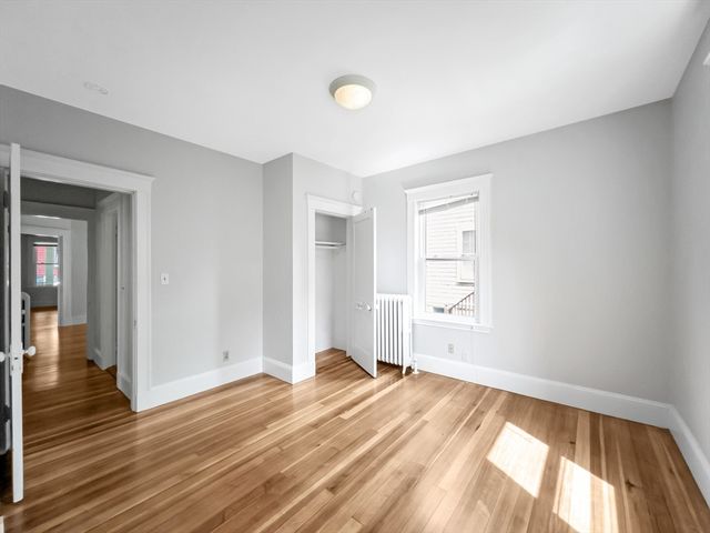 23 Kingsboro Park 2, Boston, MA 02130
