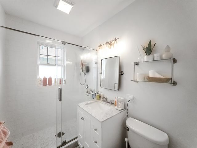 23 Kingsboro Park 2, Boston, MA 02130