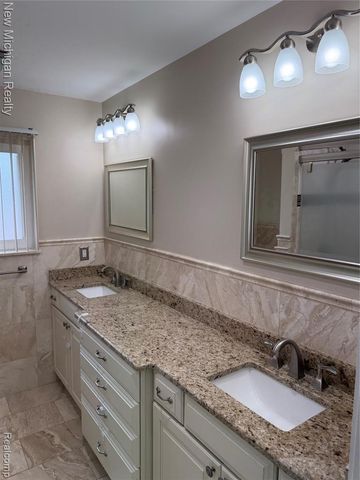 36446 Jeffrey Drive, Sterling Heights, MI 48310