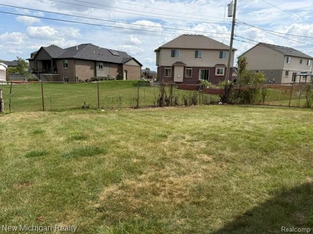 36446 Jeffrey Drive, Sterling Heights, MI 48310