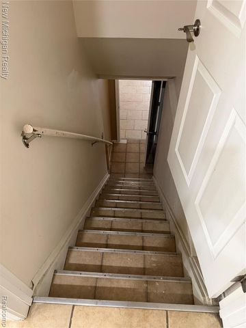 36446 Jeffrey Drive, Sterling Heights, MI 48310