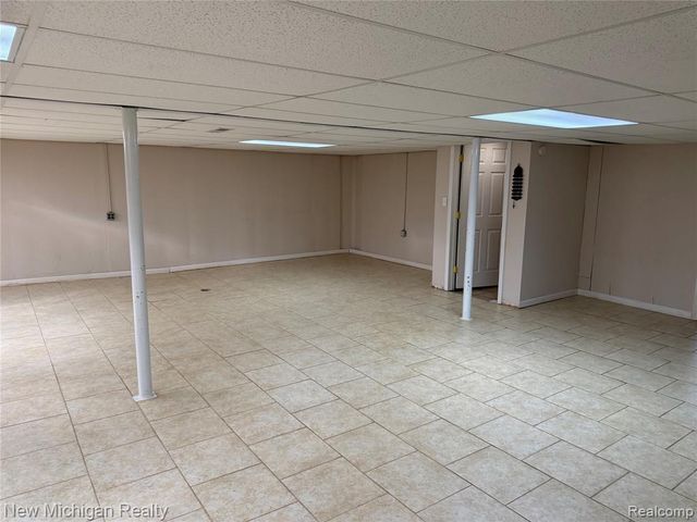 36446 Jeffrey Drive, Sterling Heights, MI 48310