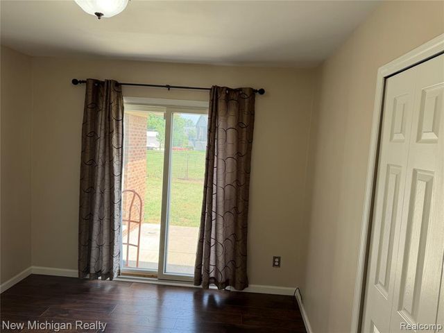 36446 Jeffrey Drive, Sterling Heights, MI 48310