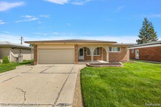 36446 Jeffrey Drive, Sterling Heights, MI 48310
