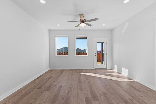 311 Sundown Ave, Del Valle, TX 78610