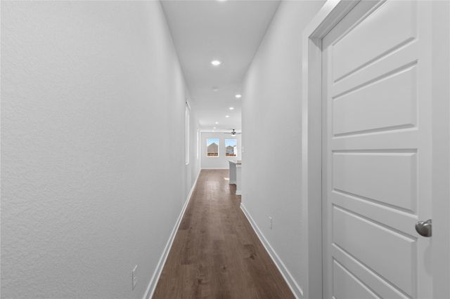 311 Sundown Ave, Del Valle, TX 78610